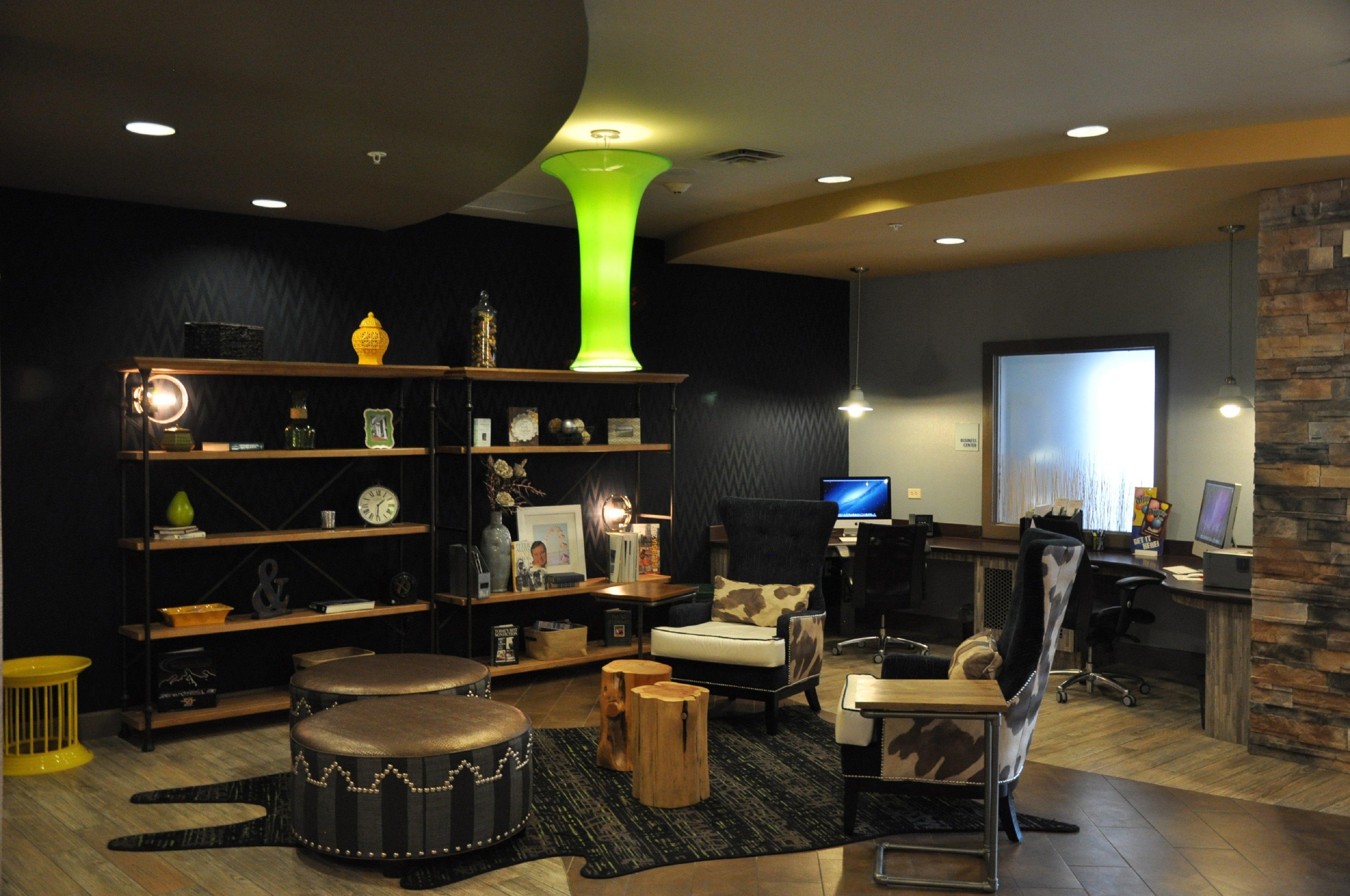 Holiday Inn Express & Suites Perry-National Fairground Area By Ihg Εξωτερικό φωτογραφία