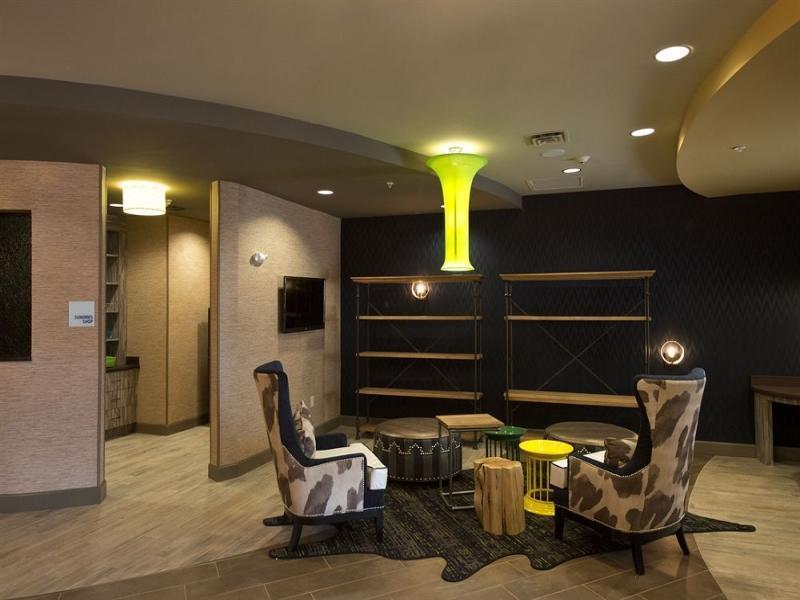 Holiday Inn Express & Suites Perry-National Fairground Area By Ihg Εξωτερικό φωτογραφία