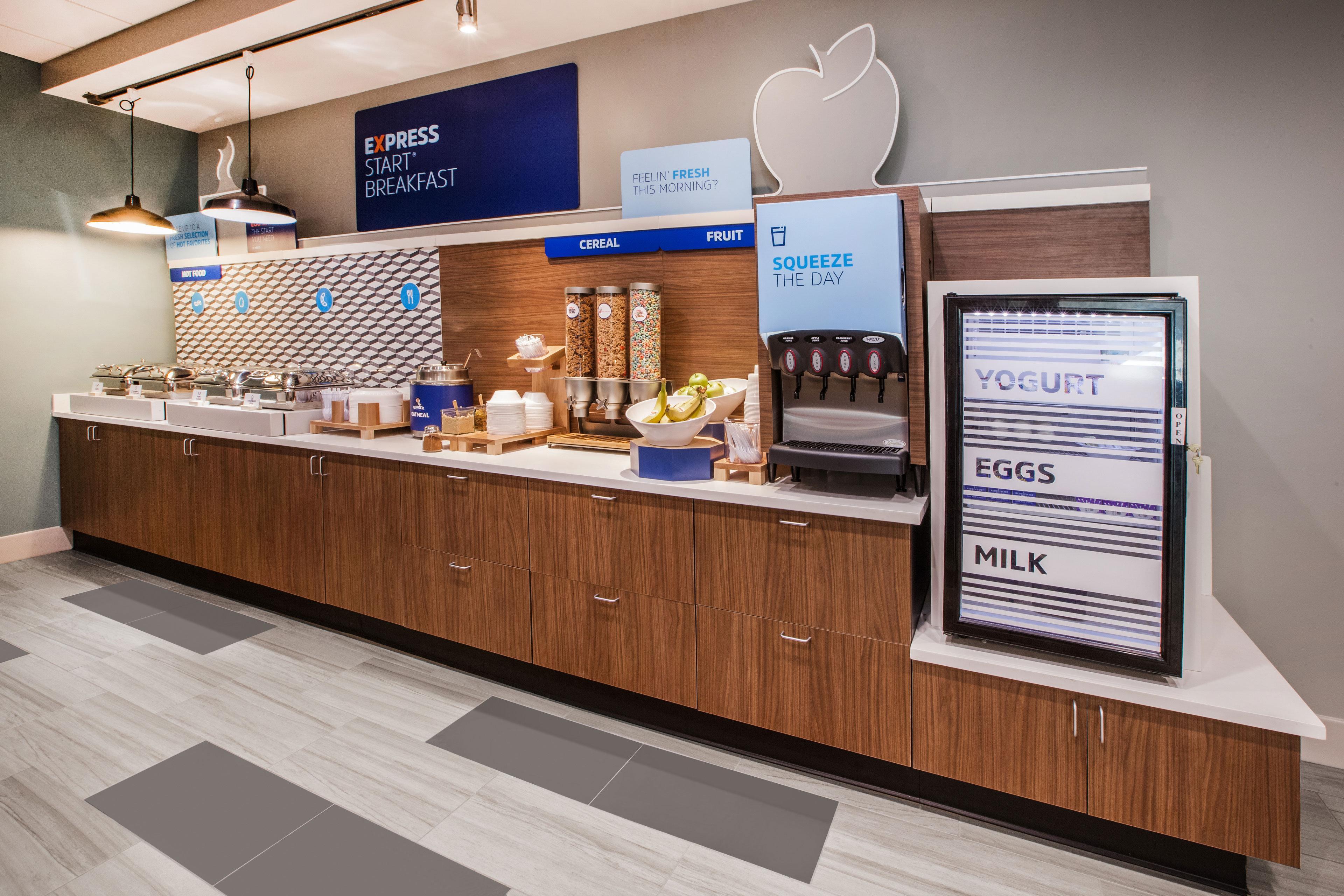 Holiday Inn Express & Suites Perry-National Fairground Area By Ihg Εξωτερικό φωτογραφία
