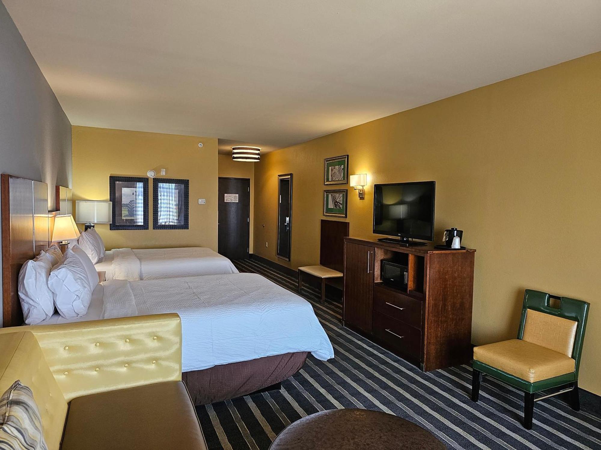 Holiday Inn Express & Suites Perry-National Fairground Area By Ihg Εξωτερικό φωτογραφία