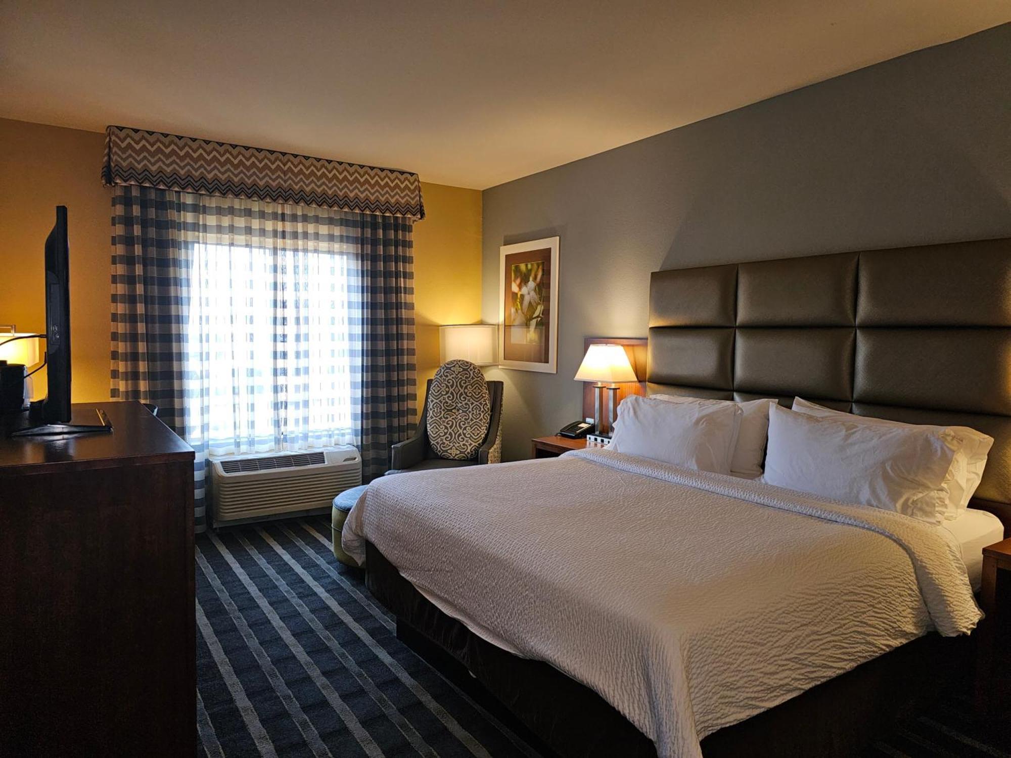 Holiday Inn Express & Suites Perry-National Fairground Area By Ihg Εξωτερικό φωτογραφία